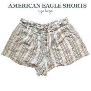 STRIPED PULL ON SHORTS FROM AMERICAN EAGE